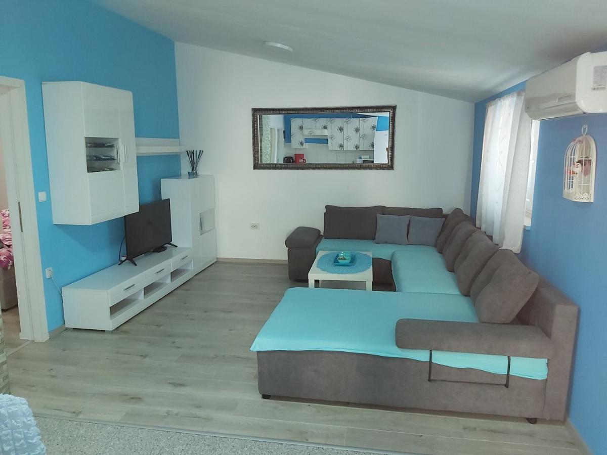 Apartman Ana Štinjan Buitenkant foto