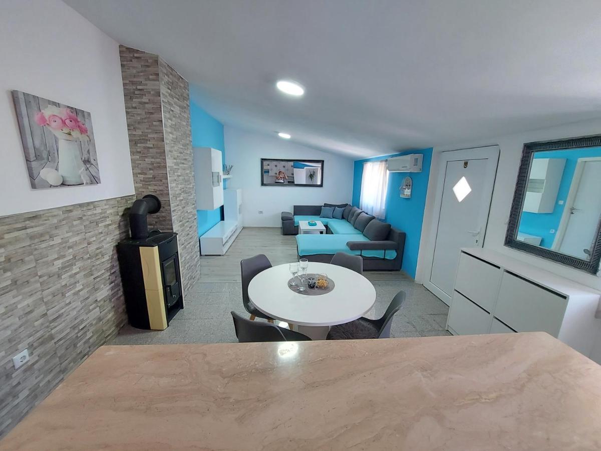 Apartman Ana Štinjan Buitenkant foto