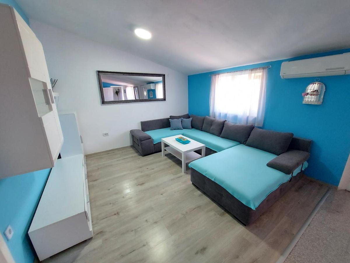 Apartman Ana Štinjan Buitenkant foto